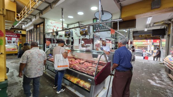 Carniceria R & R