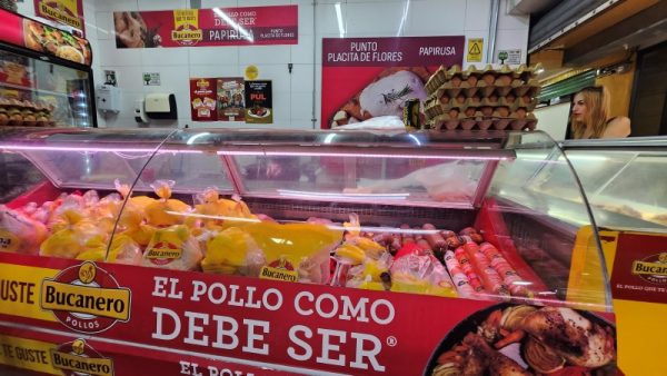 Distribiuidora de Pollo Papirusa  - Bucanero - Imagen 2