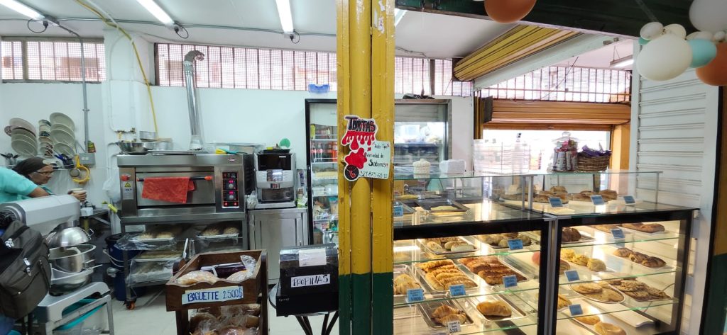 Panadería y Pastelería Dulzor